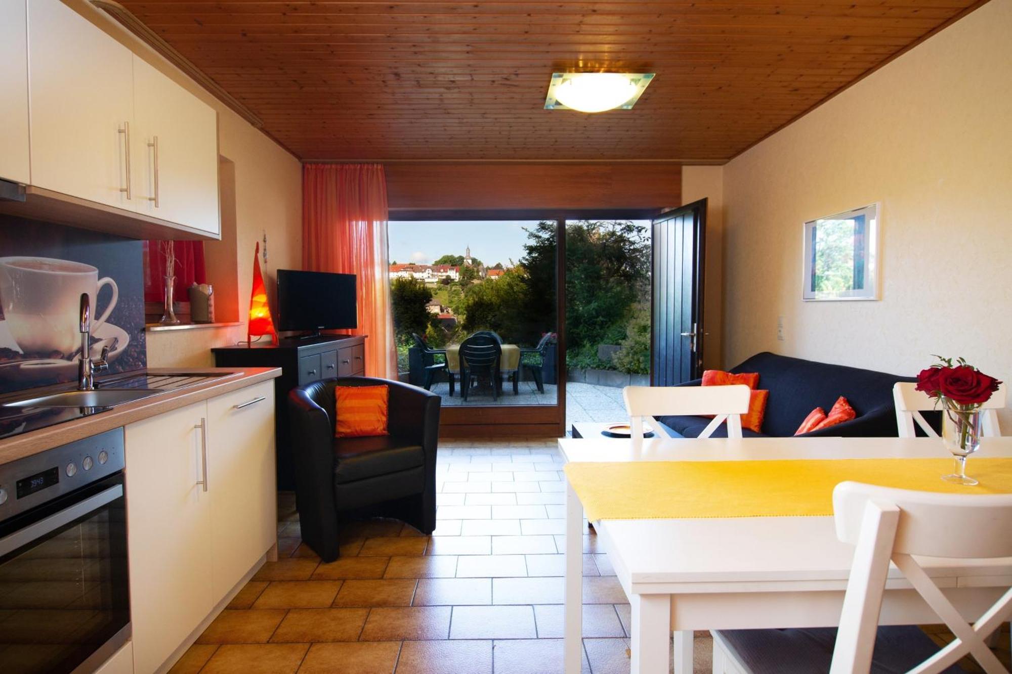 Ferienwohnung "Kirchblick" Im Ferienhaus Blumenhain Bad Wünnenberg Eksteriør billede